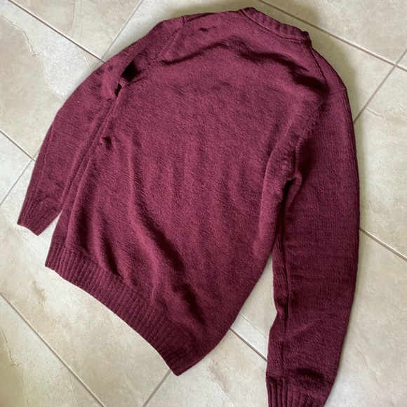 Sweater - Picture 2 of 3